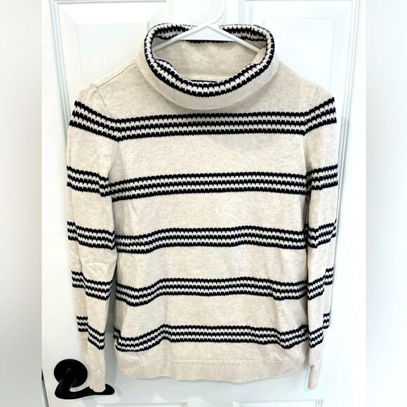 Tommy Hilfiger Ivory Black Stripe Turtle Neck Knit Sweater Women’s Size XS - Picture 1 of 9